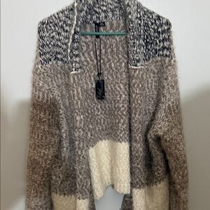 Elegant Women's Cardigan in Brown and Cream